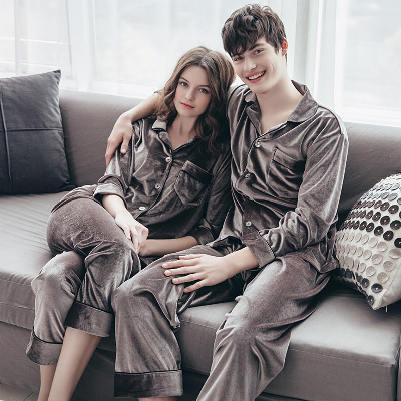 Slip into serenity with our Gold Velvet Collection.
• Silky-soft velvet with gentle warmth
• Relaxed, luxurious fit for him & her
• Perfect for cozy winter nights and timeless photos

 Comfort · Relax · Rejuvenate with Cozy Layali